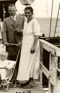 Dr. Fritz and Margarete Kahl with their son Gerhard (1934). © Dr. Eugen Kahl