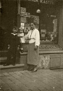 Alwine Müller hid Jenny Iller in her apartment in Wiesbaden from May 1944 until 3 February 1945 (photo from the late 1930’s). © Private Collection Dorothee Lottmann-Kaeseler